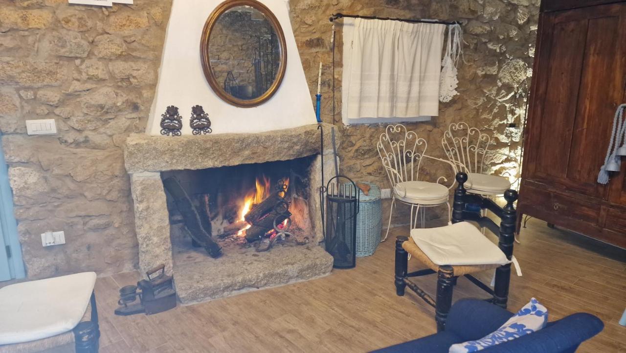 Villa Rifugio Monte Pino Telti Exterior foto